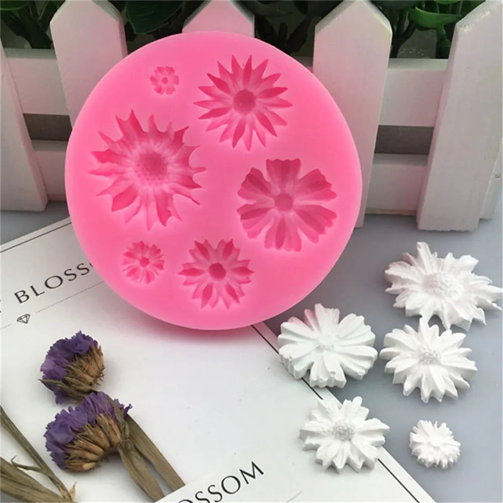 3D Flower Silicone Mold — For Resin, Chocolate, Fondant & Baking